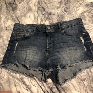 dark blue h&m denim shorts